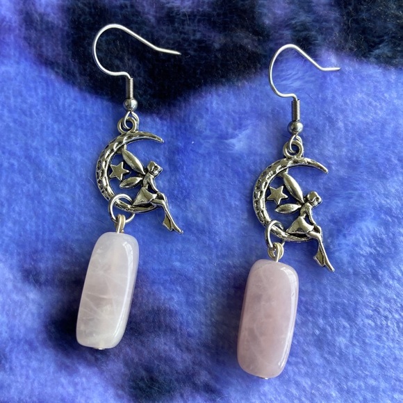 Fairy quartz earrings . Rose quartz silver moon fairy star dangly earrings - Picture 8 of 8